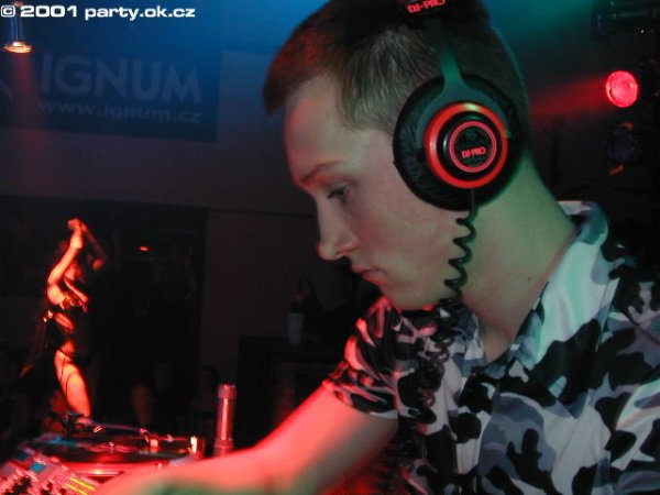 22 DJ Beax