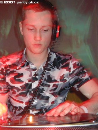 24 DJ Beax