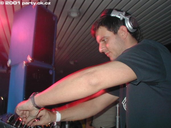 29 DJ Braun